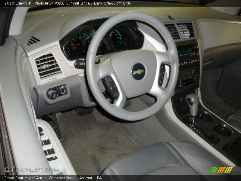 Summit White / Dark Gray/Light Gray 2010 Chevrolet Traverse LT AWD