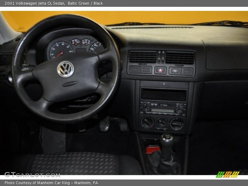 Baltic Green / Black 2001 Volkswagen Jetta GL Sedan