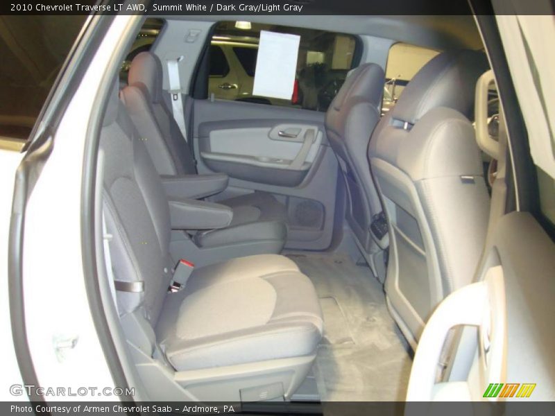 Summit White / Dark Gray/Light Gray 2010 Chevrolet Traverse LT AWD