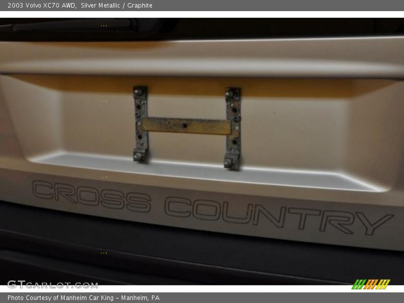 Silver Metallic / Graphite 2003 Volvo XC70 AWD