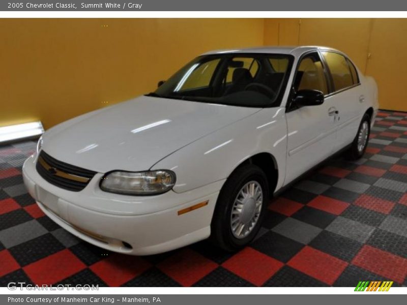 Summit White / Gray 2005 Chevrolet Classic