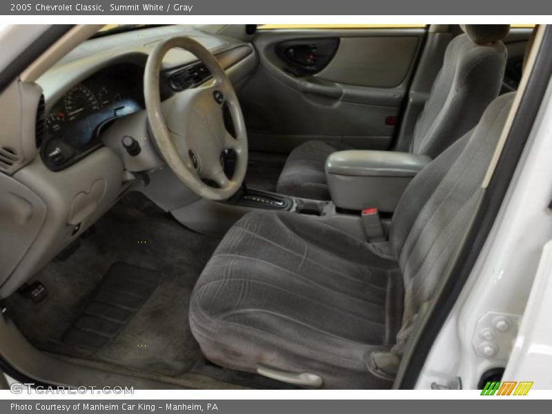 Summit White / Gray 2005 Chevrolet Classic
