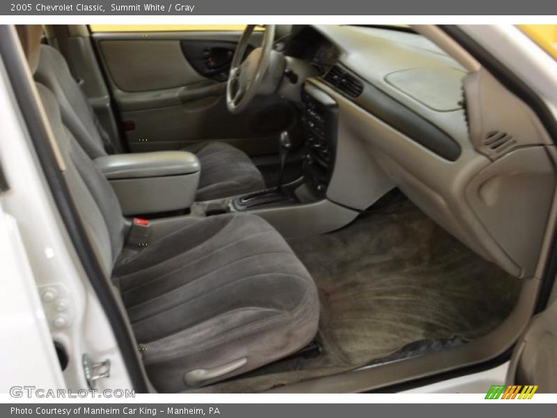 Summit White / Gray 2005 Chevrolet Classic