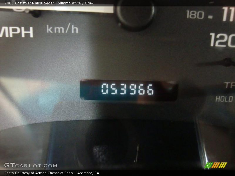 Summit White / Gray 2003 Chevrolet Malibu Sedan