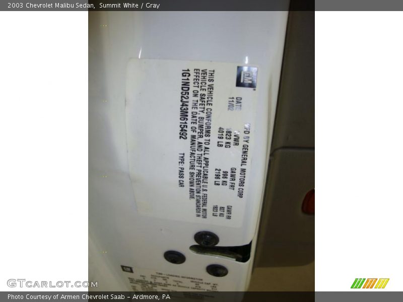 Summit White / Gray 2003 Chevrolet Malibu Sedan