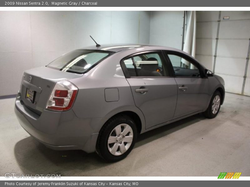 Magnetic Gray / Charcoal 2009 Nissan Sentra 2.0