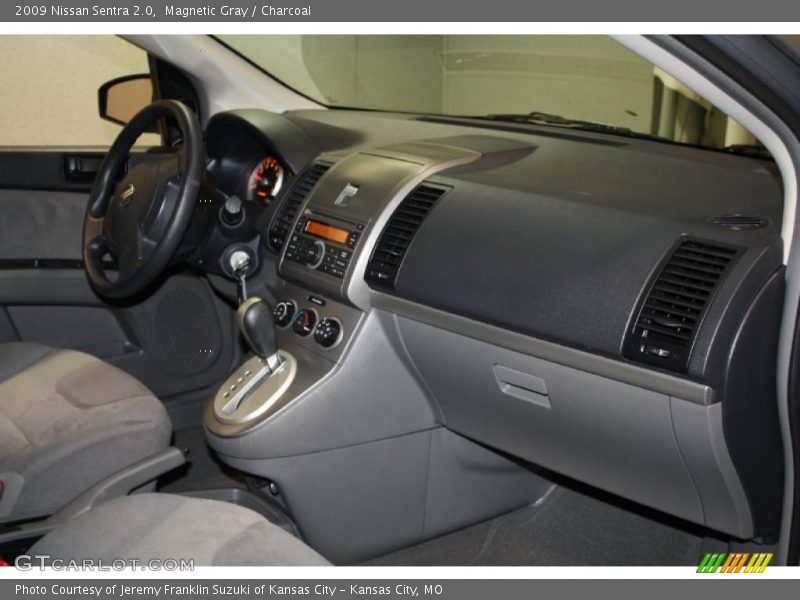 Magnetic Gray / Charcoal 2009 Nissan Sentra 2.0
