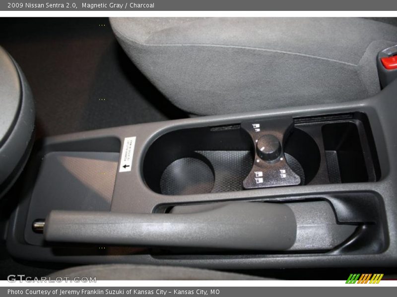 Magnetic Gray / Charcoal 2009 Nissan Sentra 2.0