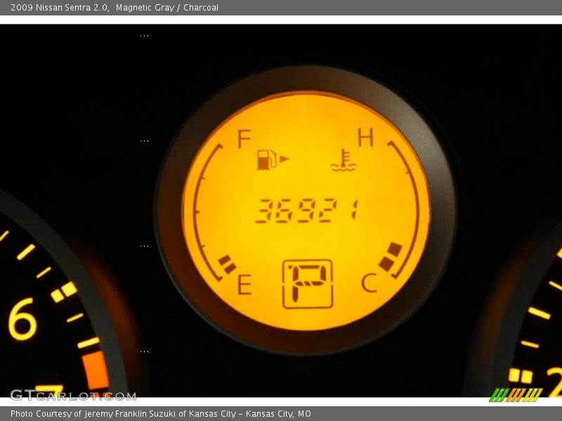 Magnetic Gray / Charcoal 2009 Nissan Sentra 2.0