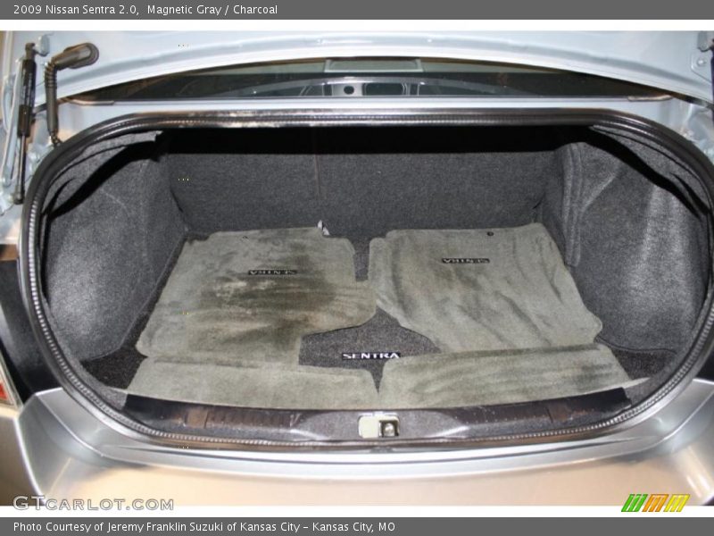 Magnetic Gray / Charcoal 2009 Nissan Sentra 2.0