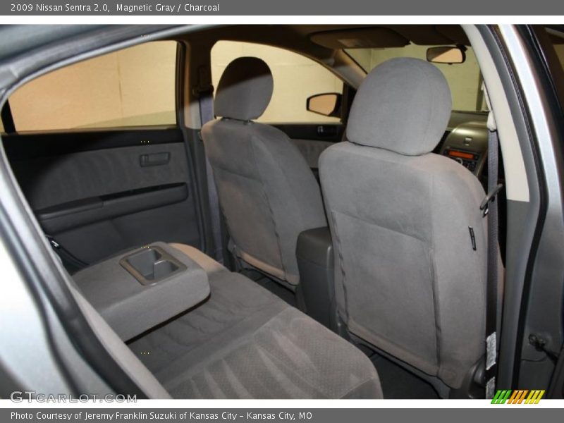 Magnetic Gray / Charcoal 2009 Nissan Sentra 2.0