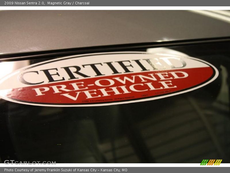 Magnetic Gray / Charcoal 2009 Nissan Sentra 2.0