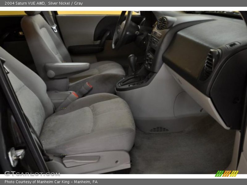 Silver Nickel / Gray 2004 Saturn VUE AWD