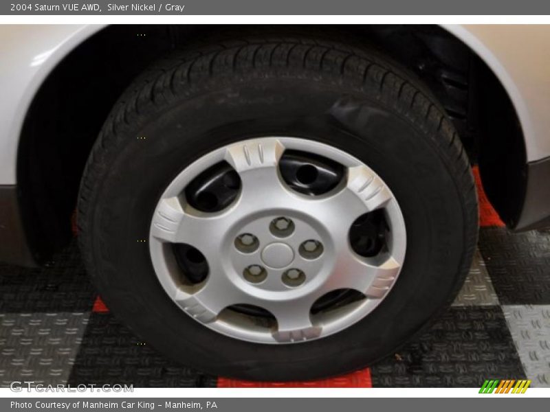 Silver Nickel / Gray 2004 Saturn VUE AWD