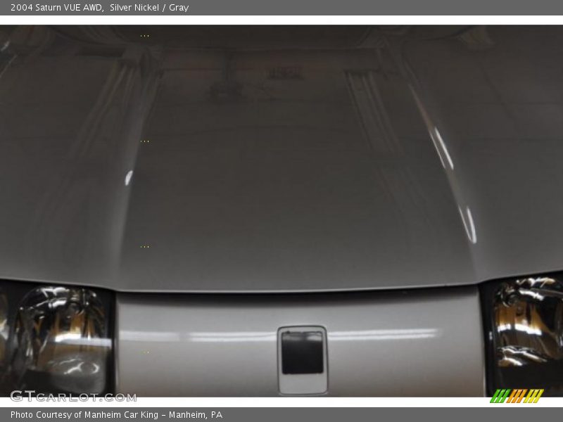 Silver Nickel / Gray 2004 Saturn VUE AWD