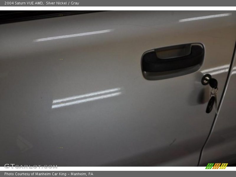 Silver Nickel / Gray 2004 Saturn VUE AWD