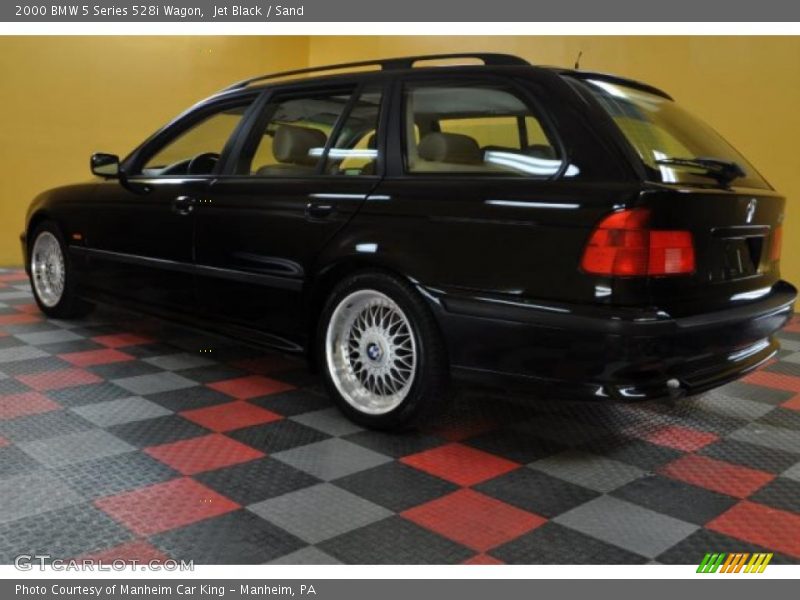 Jet Black / Sand 2000 BMW 5 Series 528i Wagon
