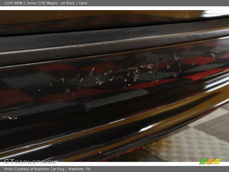 Jet Black / Sand 2000 BMW 5 Series 528i Wagon