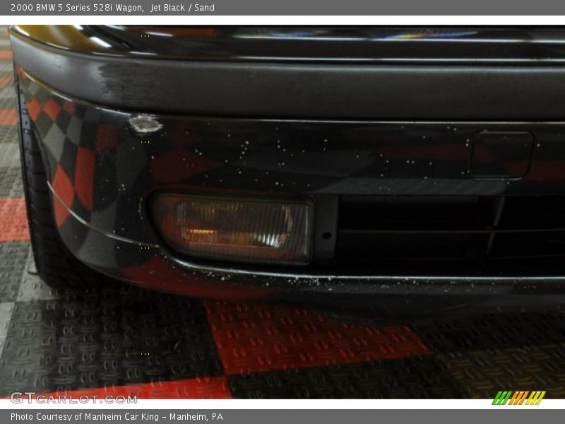 Jet Black / Sand 2000 BMW 5 Series 528i Wagon