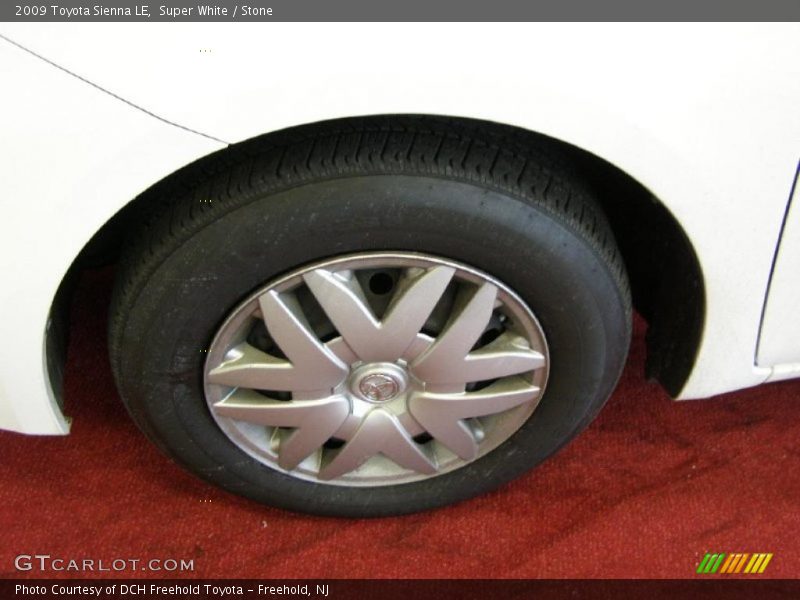 Super White / Stone 2009 Toyota Sienna LE