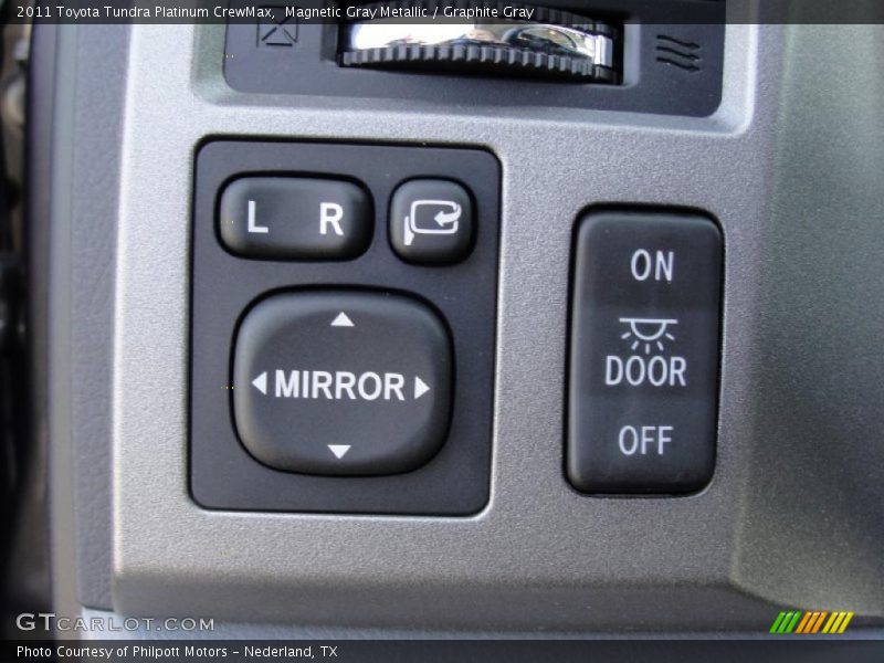 Controls of 2011 Tundra Platinum CrewMax