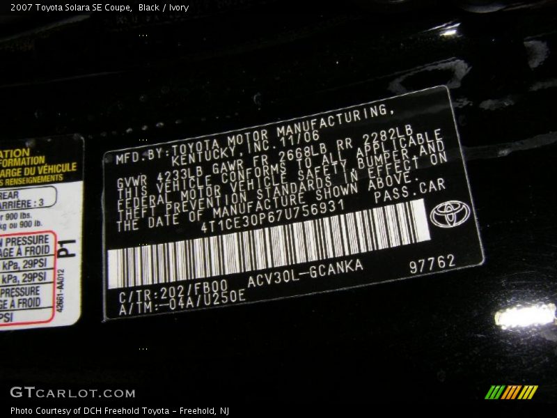 Black / Ivory 2007 Toyota Solara SE Coupe