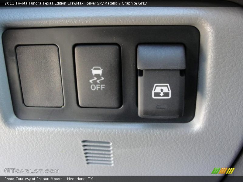 Silver Sky Metallic / Graphite Gray 2011 Toyota Tundra Texas Edition CrewMax