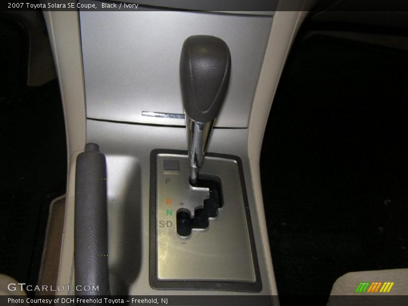 Black / Ivory 2007 Toyota Solara SE Coupe