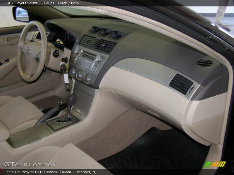 Black / Ivory 2007 Toyota Solara SE Coupe