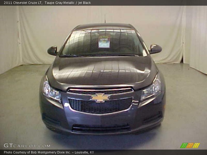 Taupe Gray Metallic / Jet Black 2011 Chevrolet Cruze LT
