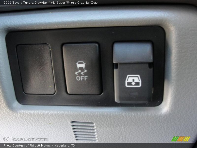 Controls of 2011 Tundra CrewMax 4x4