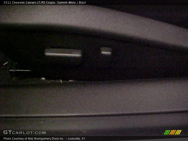 Summit White / Black 2011 Chevrolet Camaro LT/RS Coupe