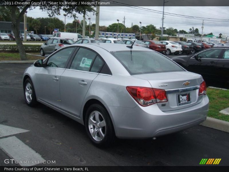 Silver Ice Metallic / Medium Titanium 2011 Chevrolet Cruze LT