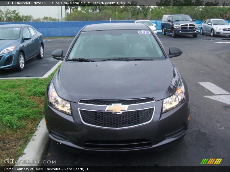 Taupe Gray Metallic / Jet Black/Medium Titanium 2011 Chevrolet Cruze LS