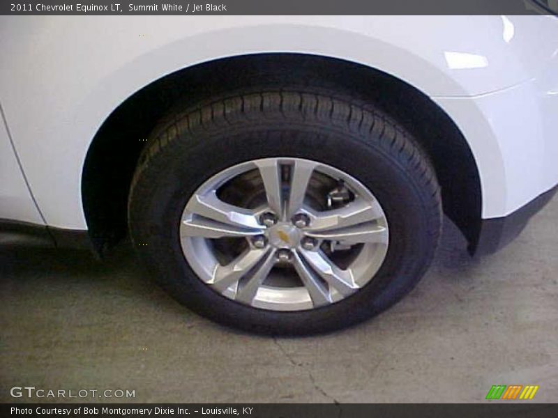 Summit White / Jet Black 2011 Chevrolet Equinox LT