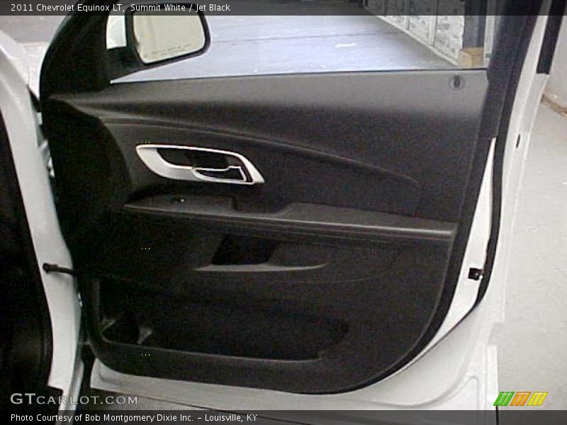 Summit White / Jet Black 2011 Chevrolet Equinox LT