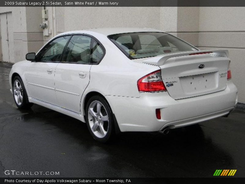 Satin White Pearl / Warm Ivory 2009 Subaru Legacy 2.5i Sedan