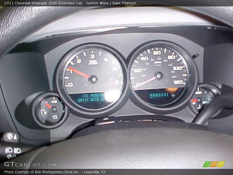 Summit White / Dark Titanium 2011 Chevrolet Silverado 1500 Extended Cab