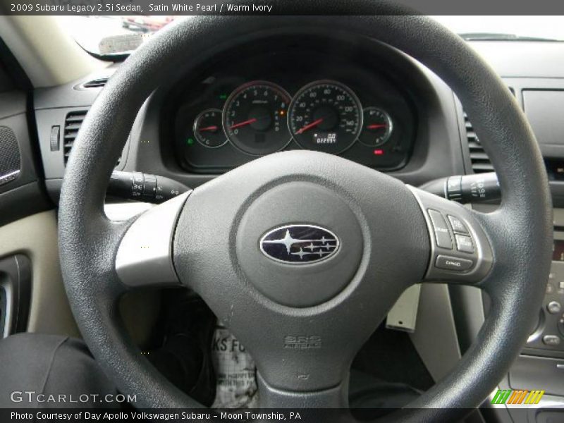 Satin White Pearl / Warm Ivory 2009 Subaru Legacy 2.5i Sedan