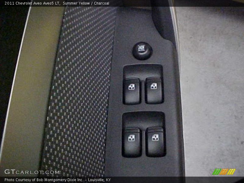 Summer Yellow / Charcoal 2011 Chevrolet Aveo Aveo5 LT