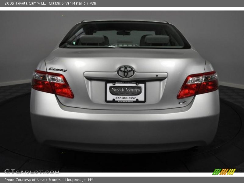 Classic Silver Metallic / Ash 2009 Toyota Camry LE