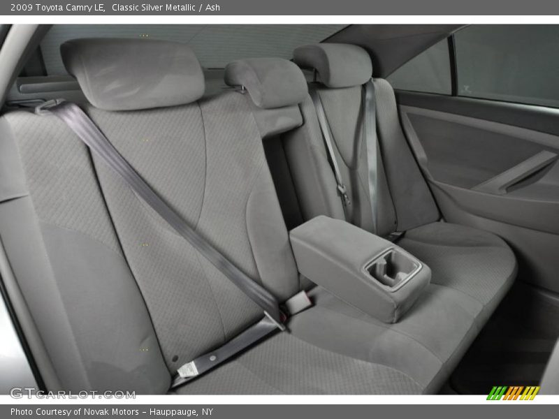 Classic Silver Metallic / Ash 2009 Toyota Camry LE