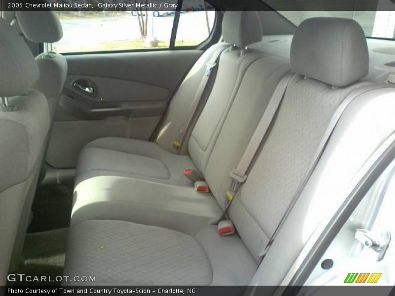 Galaxy Silver Metallic / Gray 2005 Chevrolet Malibu Sedan