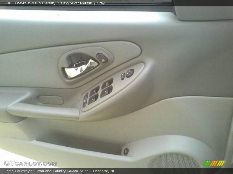 Galaxy Silver Metallic / Gray 2005 Chevrolet Malibu Sedan