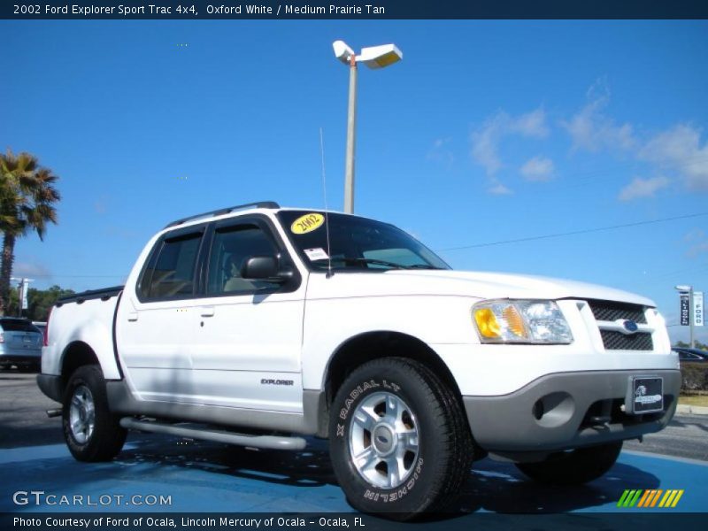 Oxford White / Medium Prairie Tan 2002 Ford Explorer Sport Trac 4x4