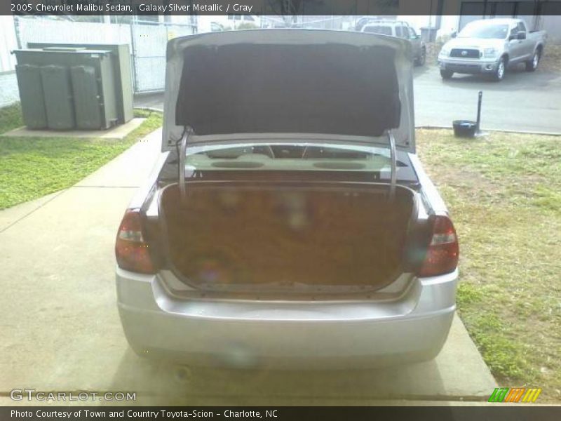 Galaxy Silver Metallic / Gray 2005 Chevrolet Malibu Sedan
