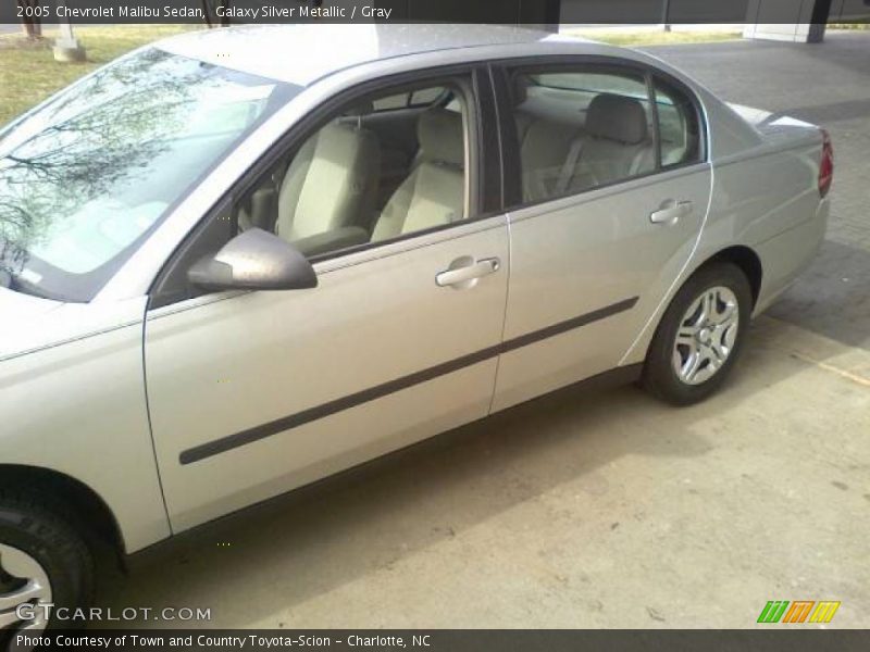 Galaxy Silver Metallic / Gray 2005 Chevrolet Malibu Sedan