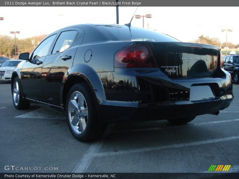  2011 Avenger Lux Brilliant Black Crystal Pearl