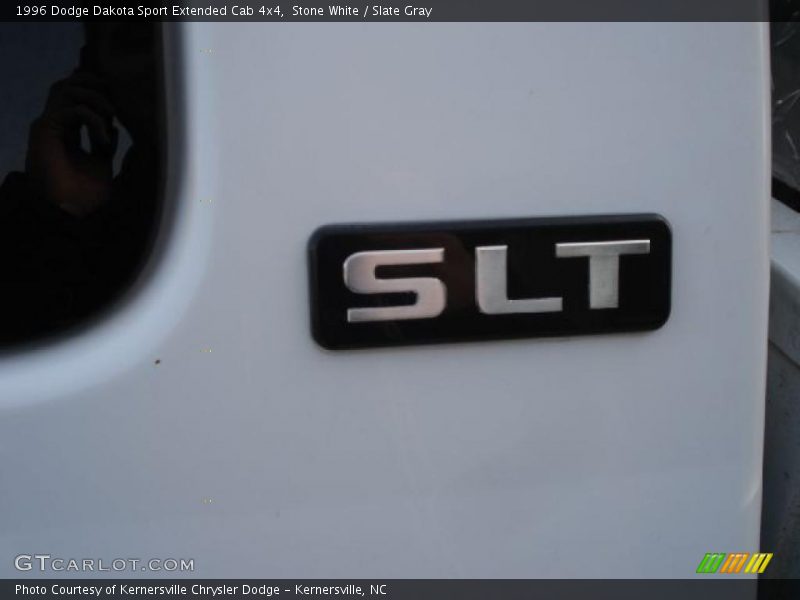Stone White / Slate Gray 1996 Dodge Dakota Sport Extended Cab 4x4