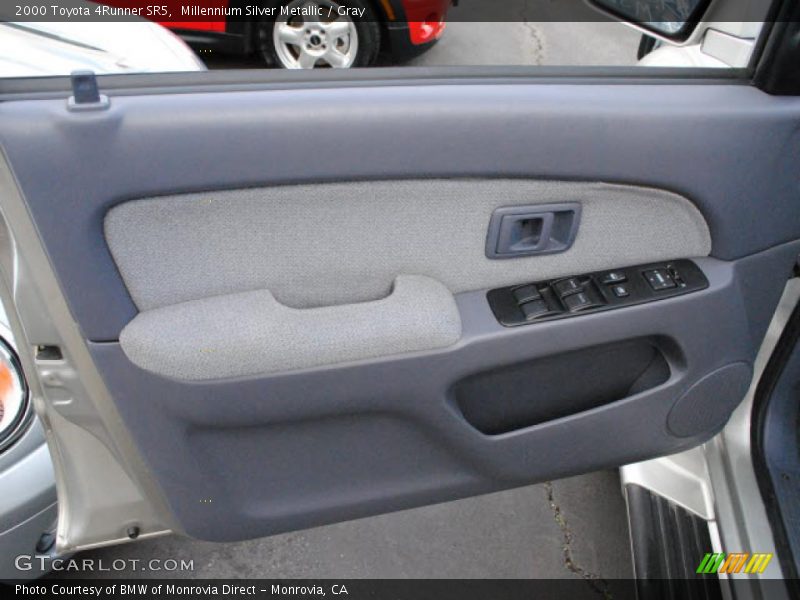 Millennium Silver Metallic / Gray 2000 Toyota 4Runner SR5
